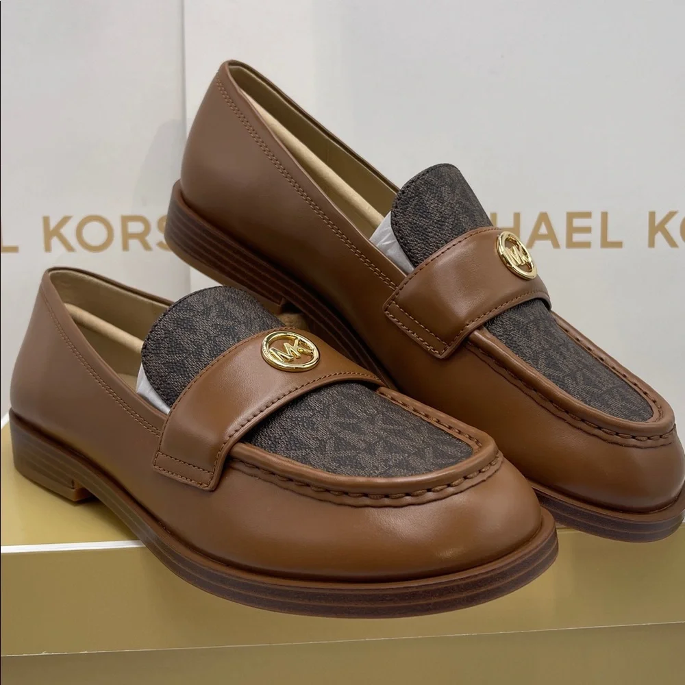 Michael Kors HANNAH LOAFER
FAUX LEATHER
49F5HNFP2L
Brown - Picture 4 of 16